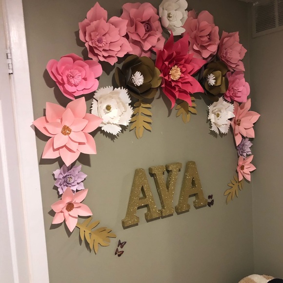 Paper flower - Picture 2 of 2